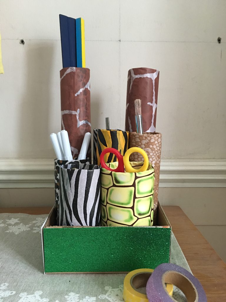 Jungle themed desk tidy - the-gingerbread-house.co.uk