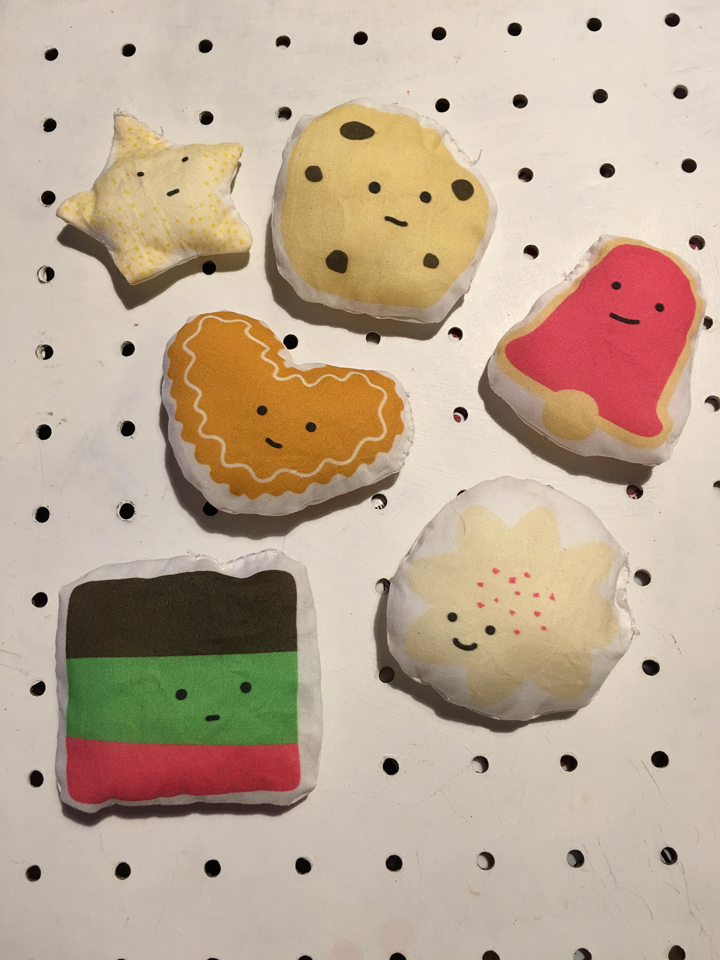 fabric gingerbread cookies for kids to play with