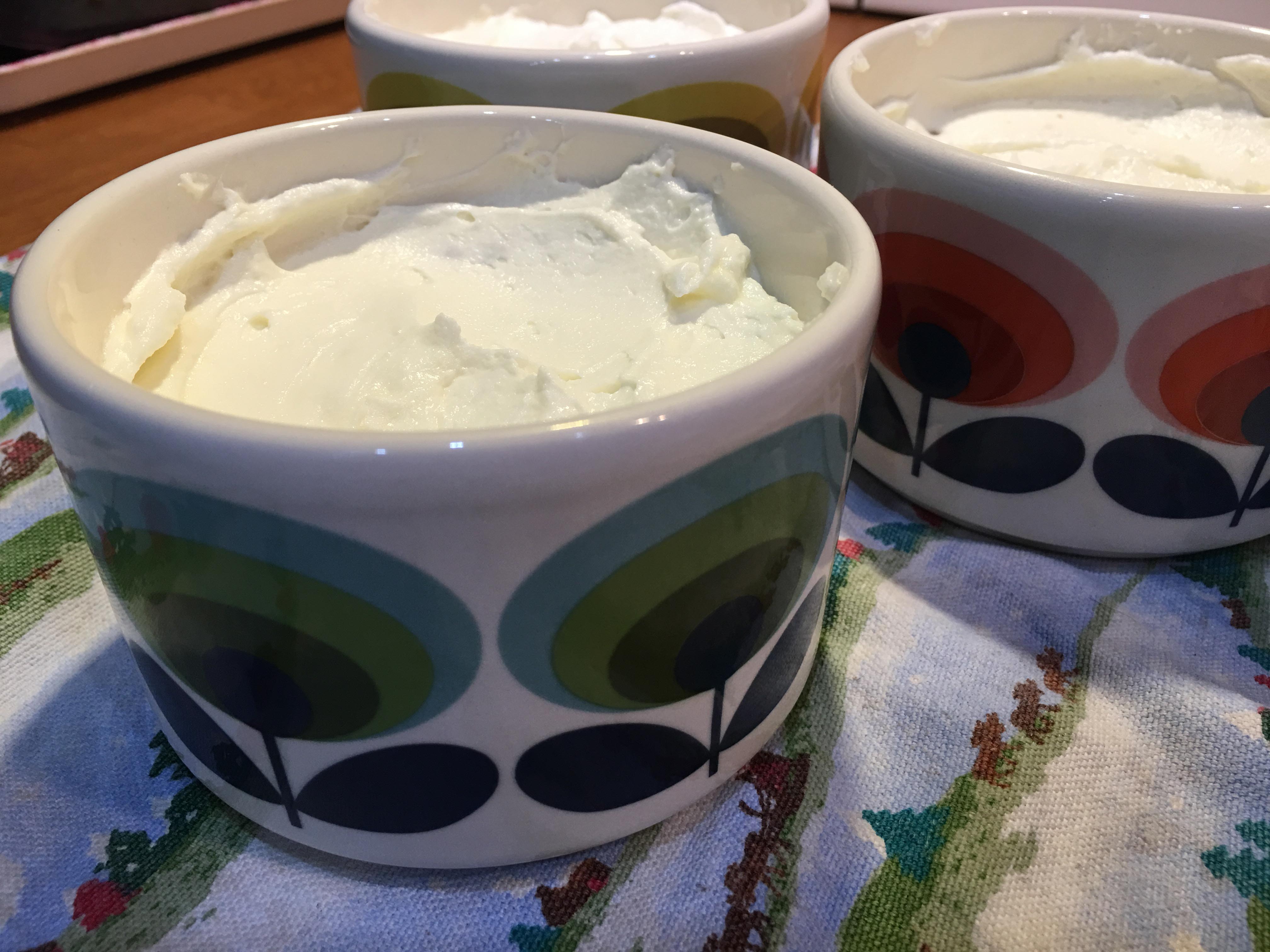 Gingerbread cheesecake