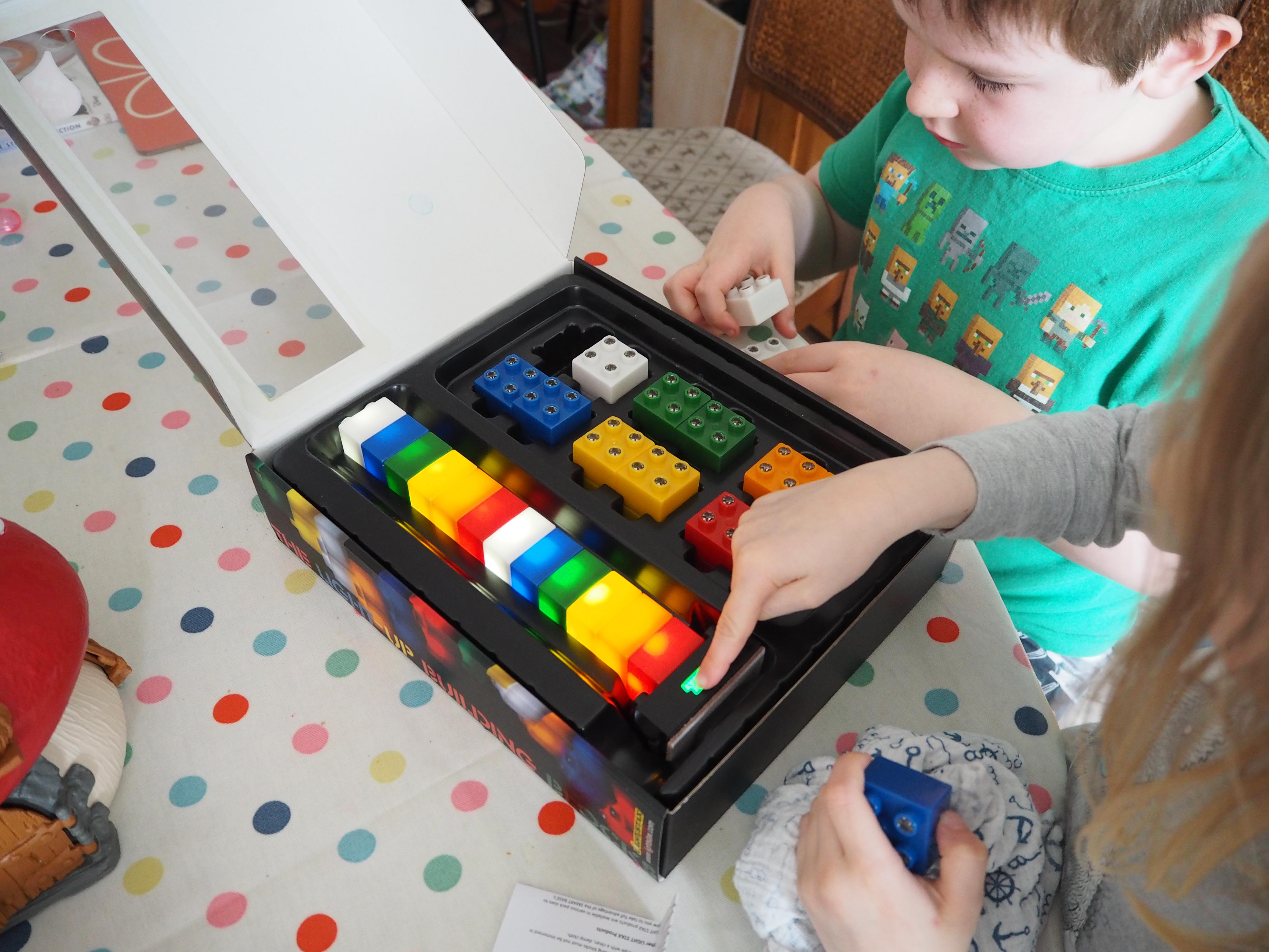 Gifts for creative kids {Wicked Uncle review}