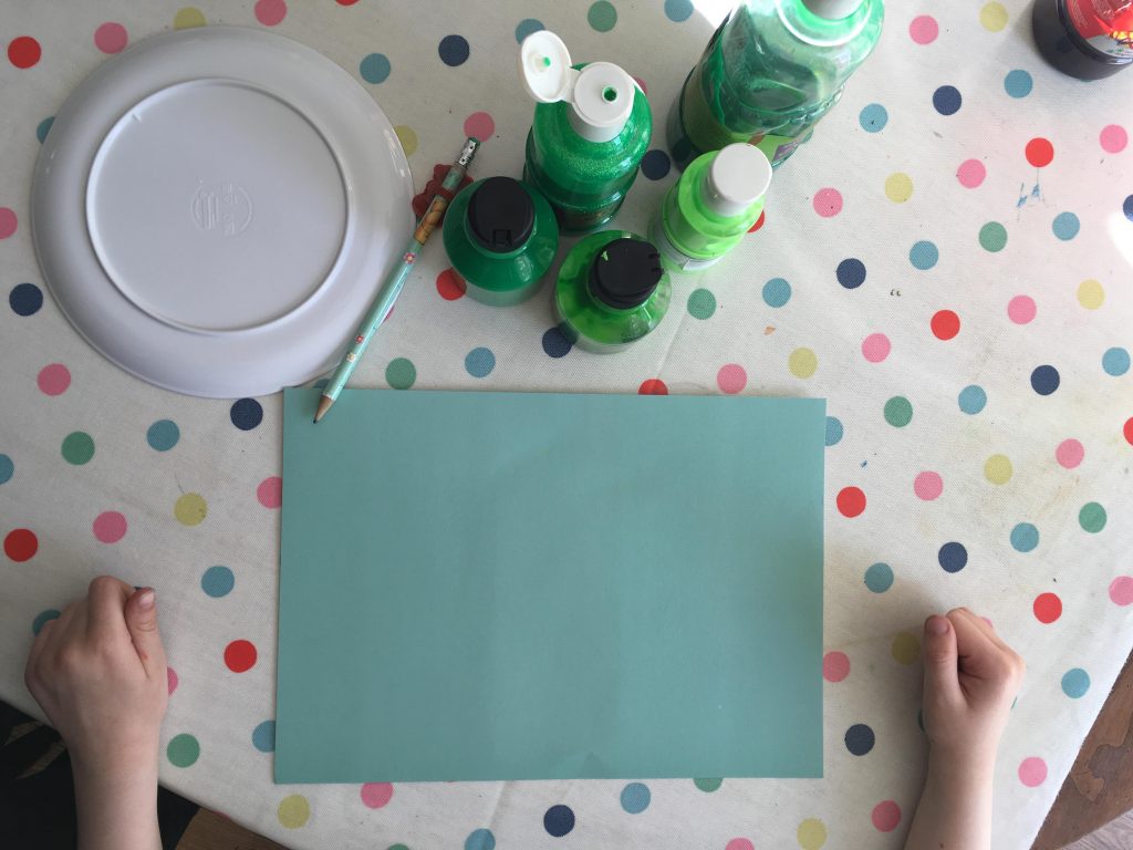 Easy Earth Day hand print craft tutorial