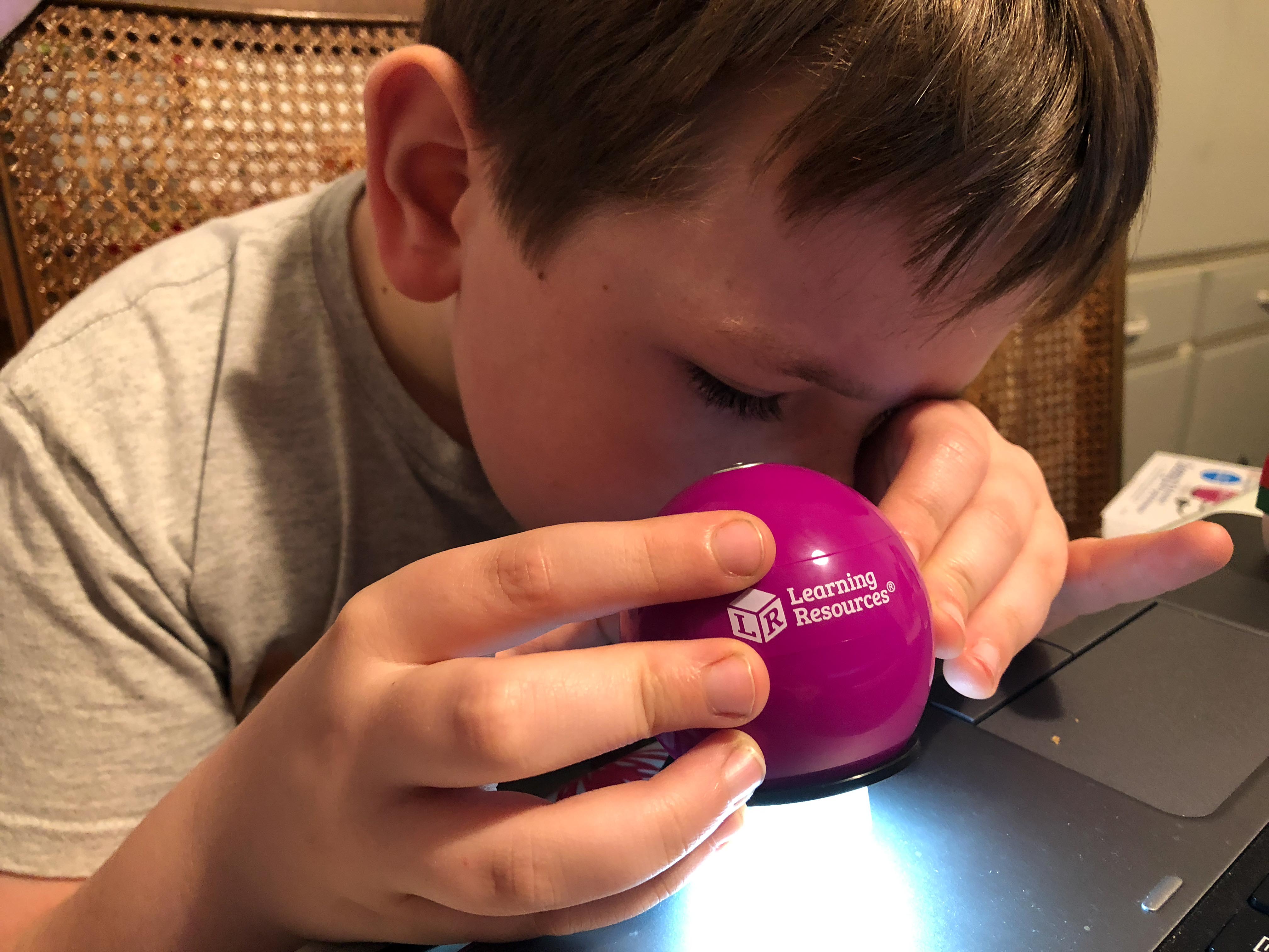 Zoomy 2.0 Handheld Digital Microscope