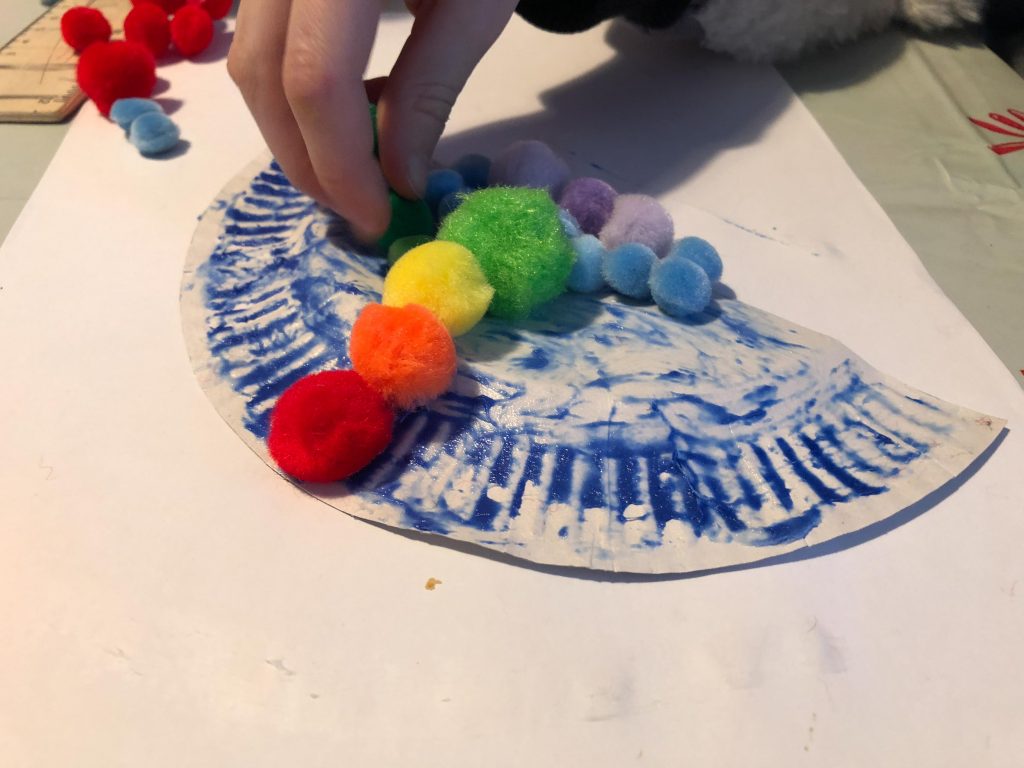 paper plate rainbow craft