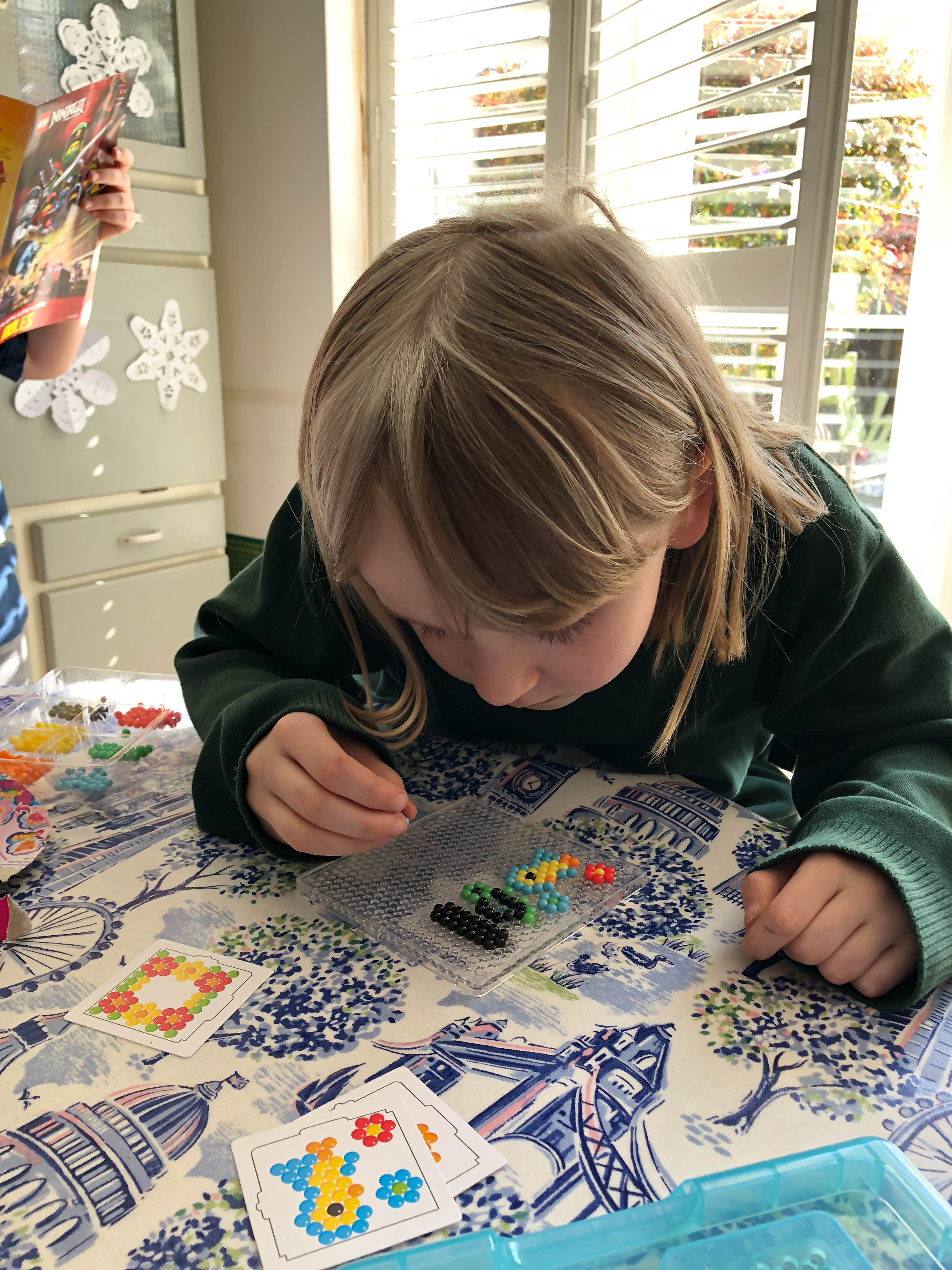 crafting with AQuabeads