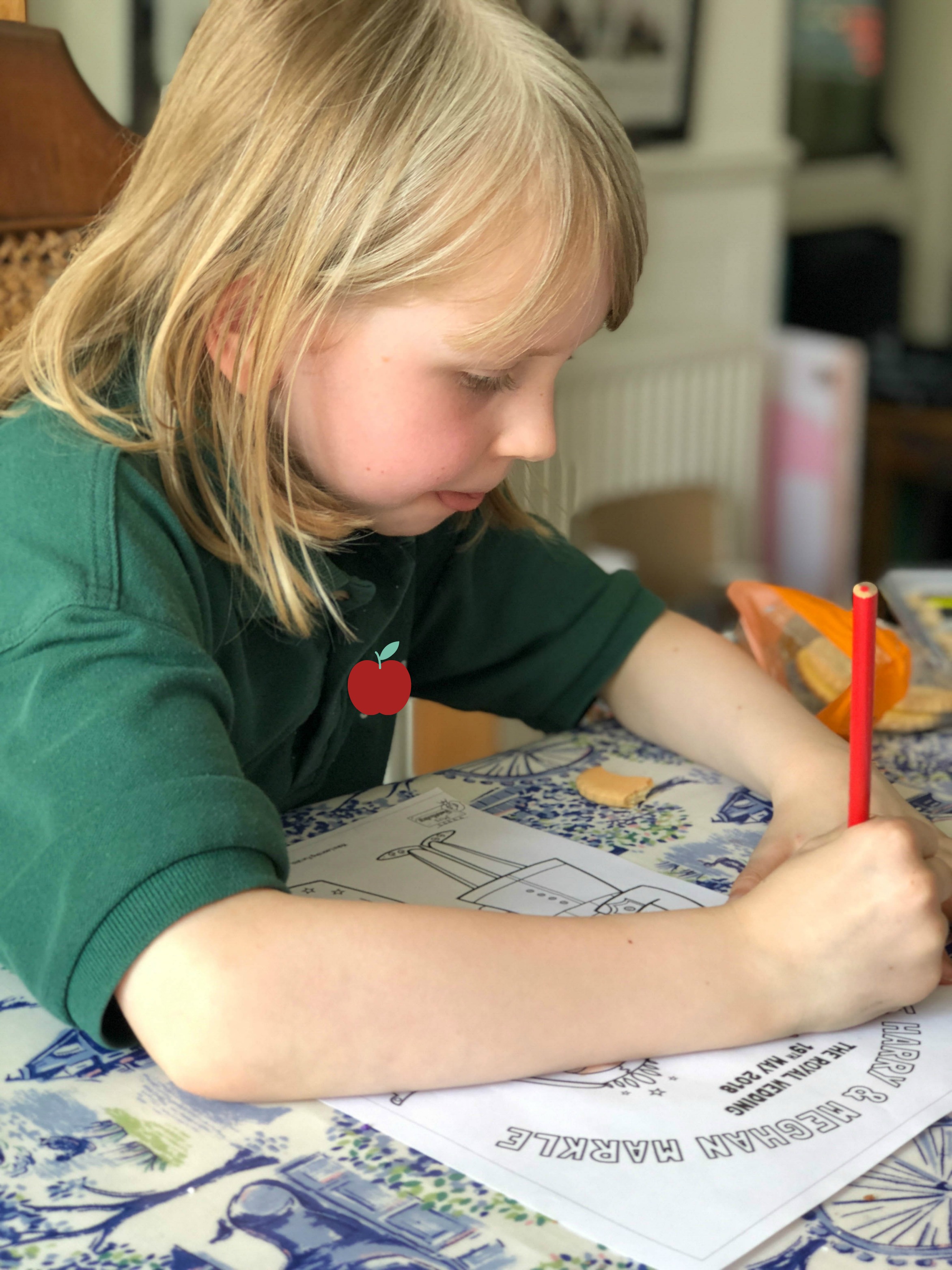 Celebrating the Royal Wedding {with Mrs Mactivity Royal Wedding crafts}