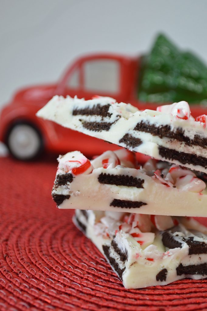 festive oreo bark recipe