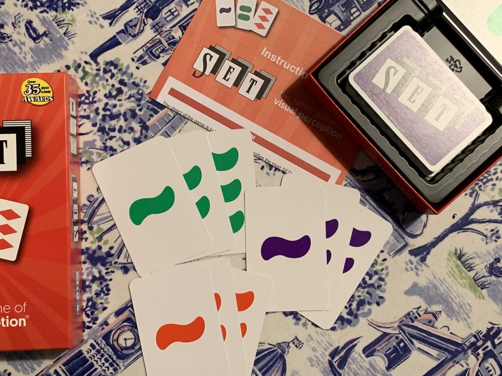 Blogger Board Game Club review: SET card game 