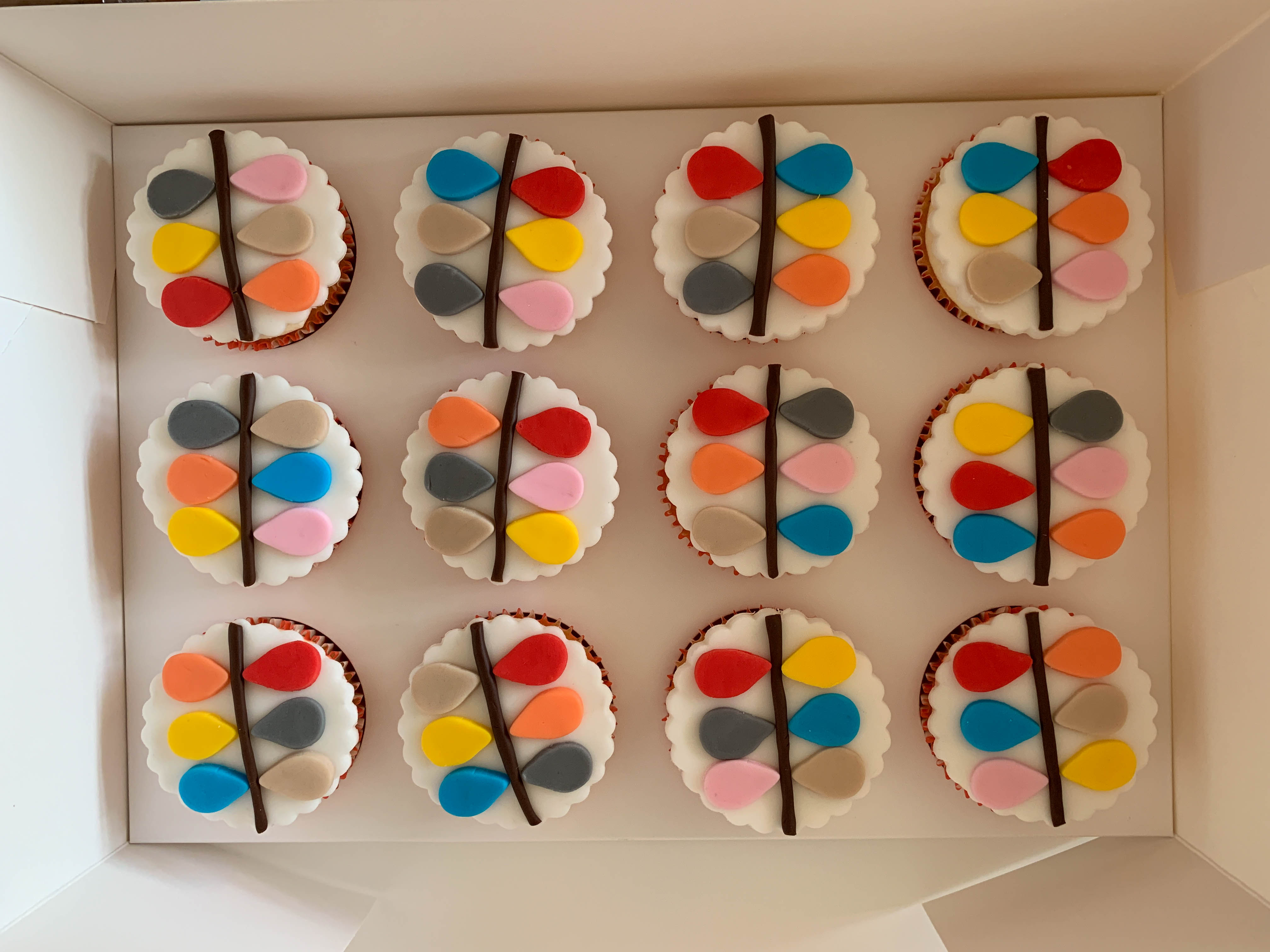 Orla Kiely inspired cupcakes