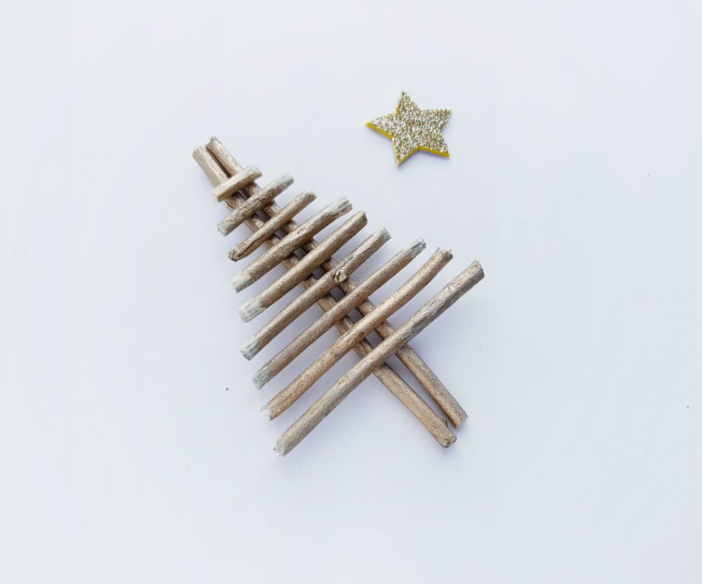 Christmas twig tree craft