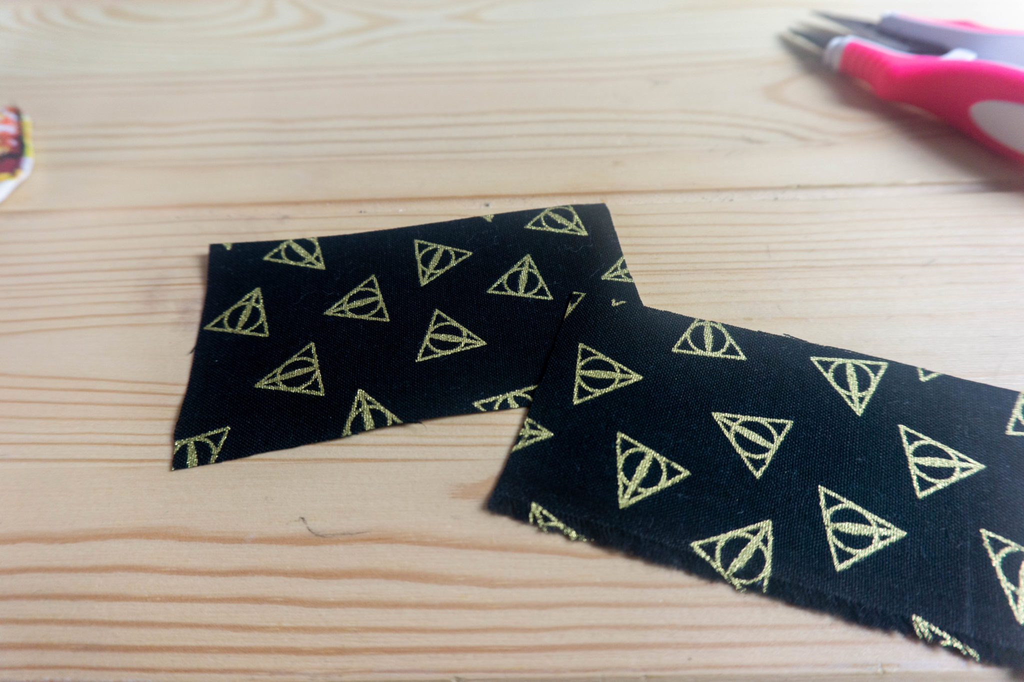 Make your own fabric cord cover thegingerbreadhouse.co.uk