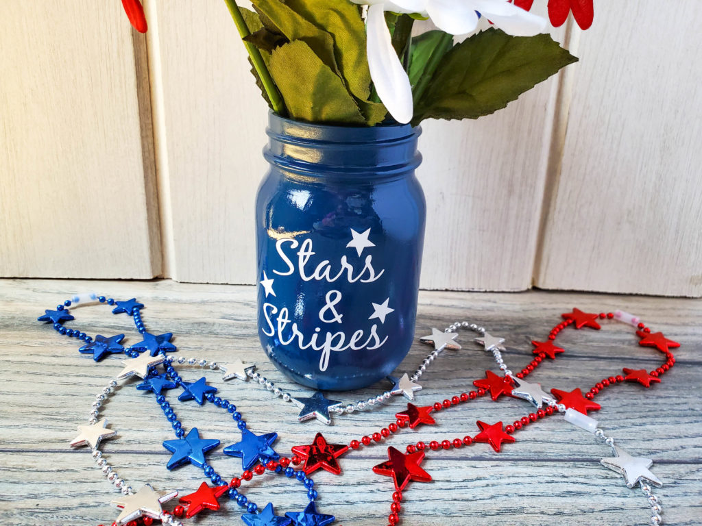 Cricut-made Stars & Stripes Mason Jar craft