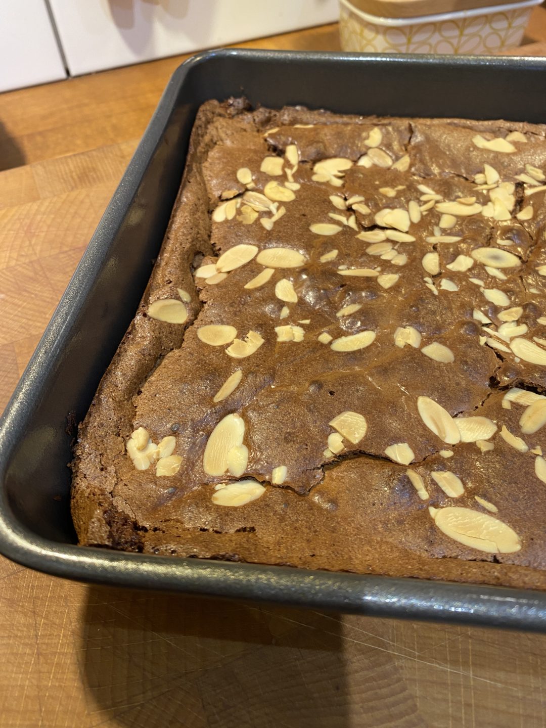 Mulled wine chocolate brownie recipe thegingerbreadhouse.co.uk