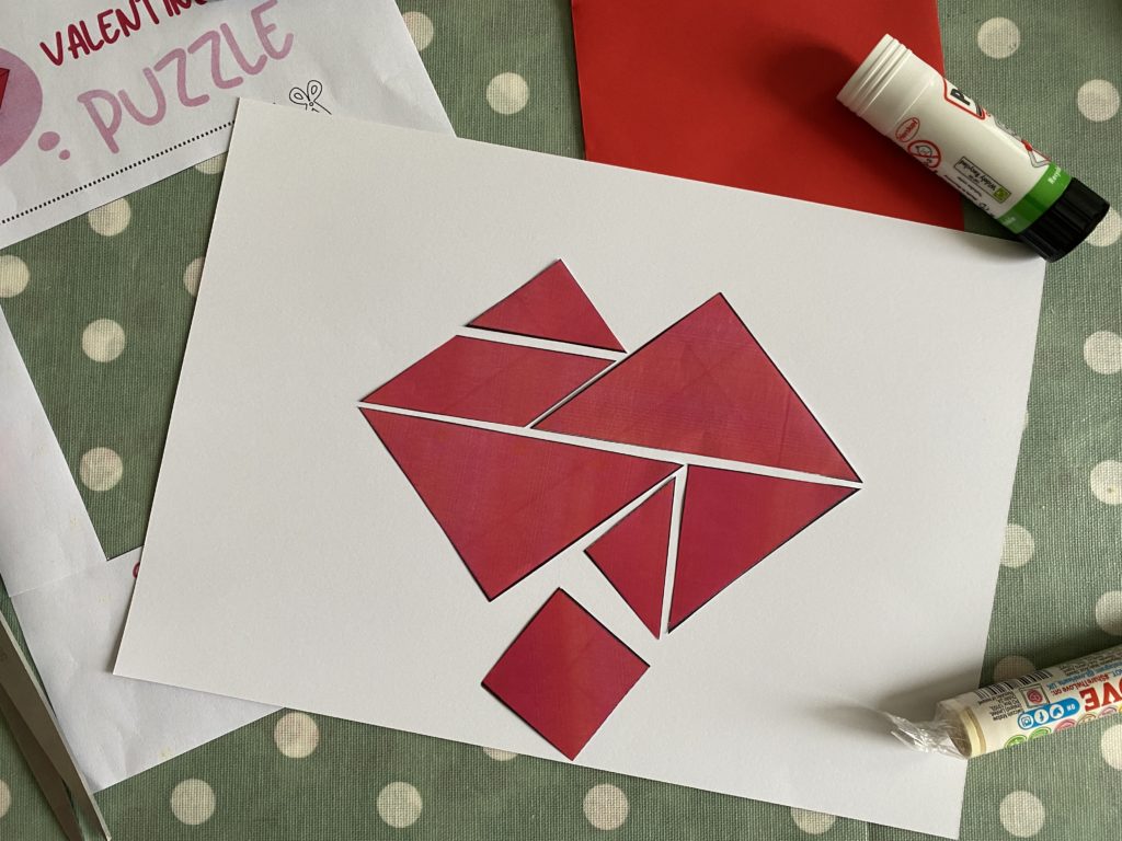 Valentine tangram puzzle