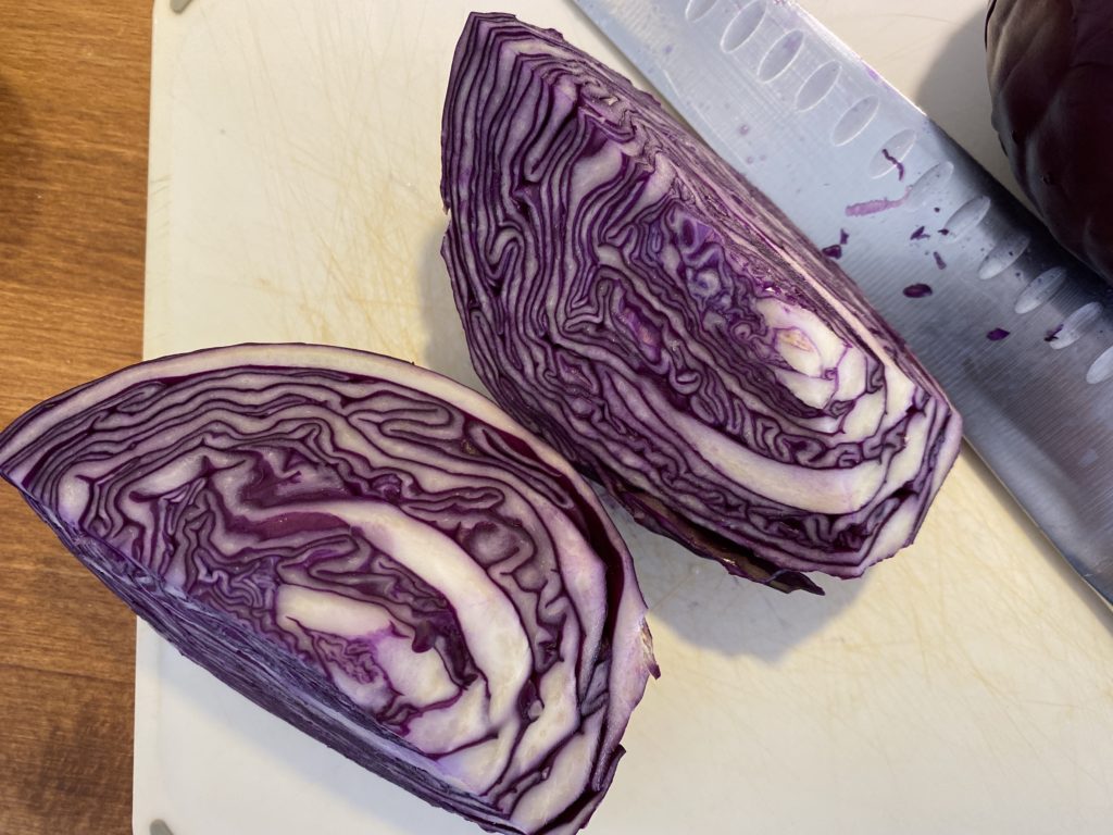 using red cabbage to make natural dye