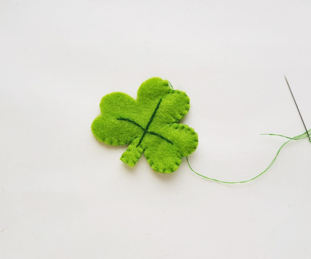 How to stitch a felt Shamrock 