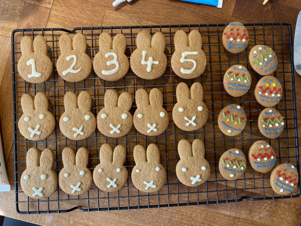 decorating gingerbread for Easter