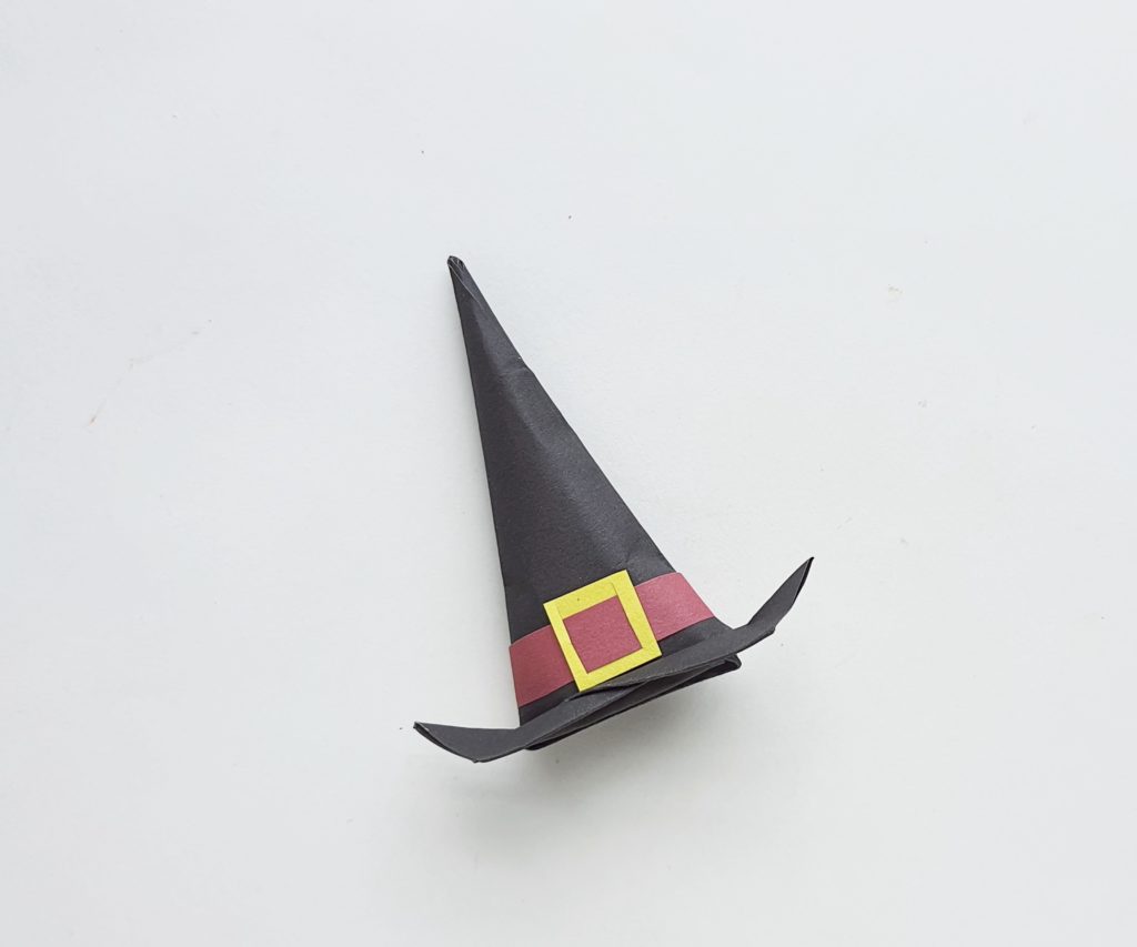 DIY origami Witch's Hat craft for kids