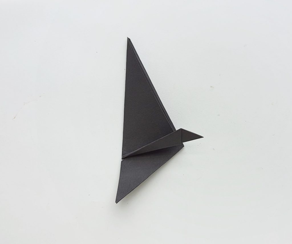 DIY origami Witch's Hat