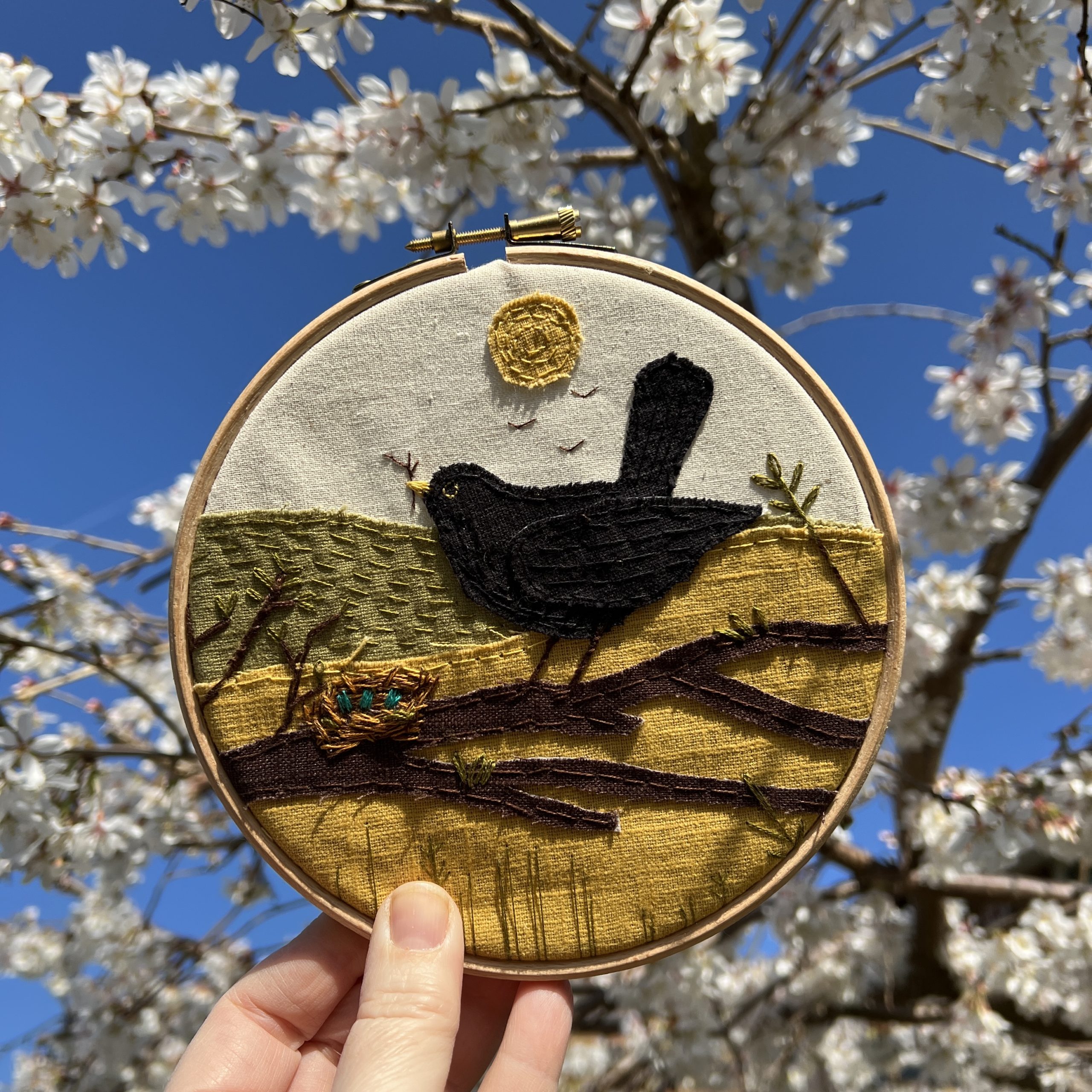 blackbird applique hoop