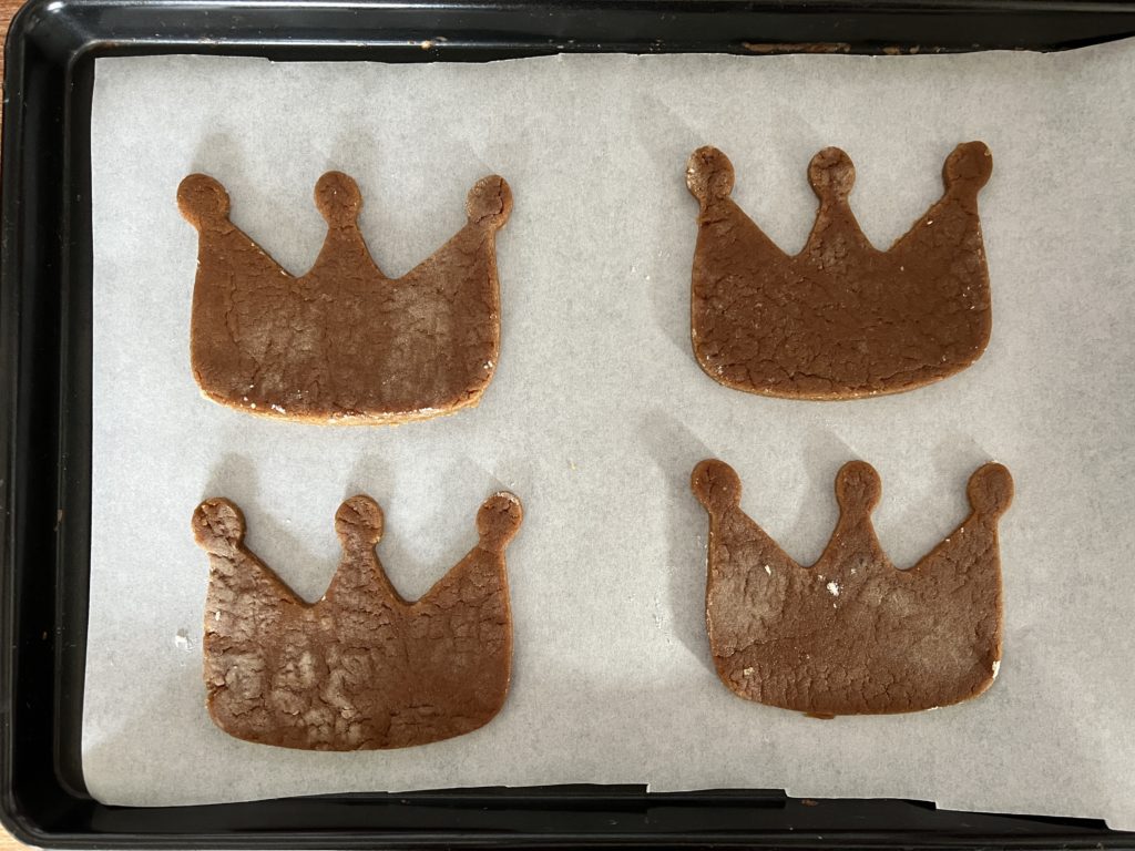 gingerbread crowns