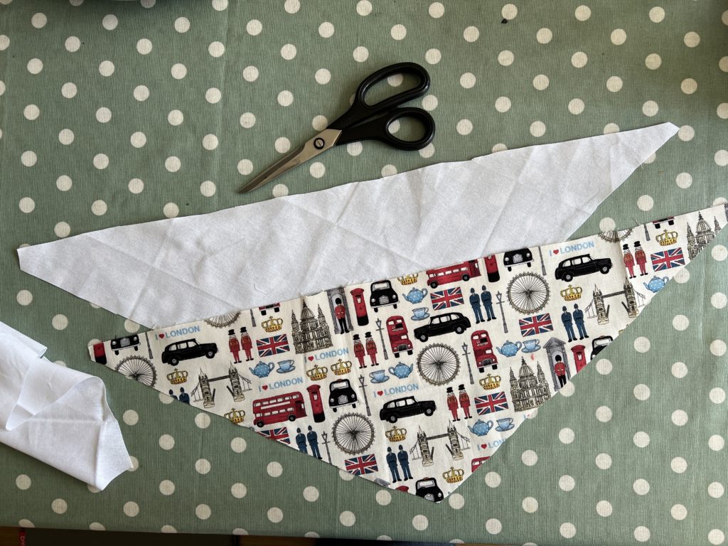 How to make an easy dog bandana