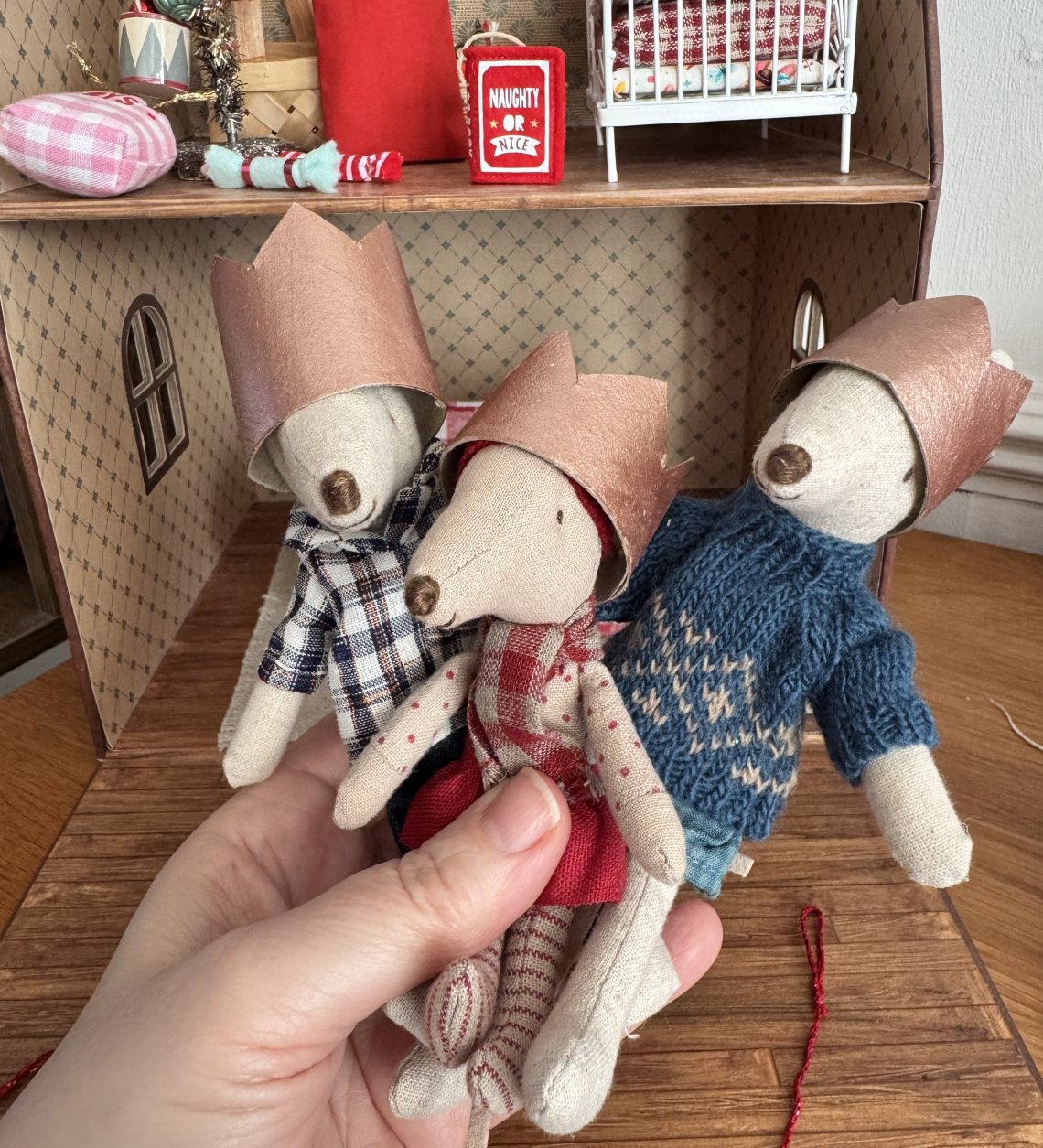 Maileg Three Kings Crowns craft