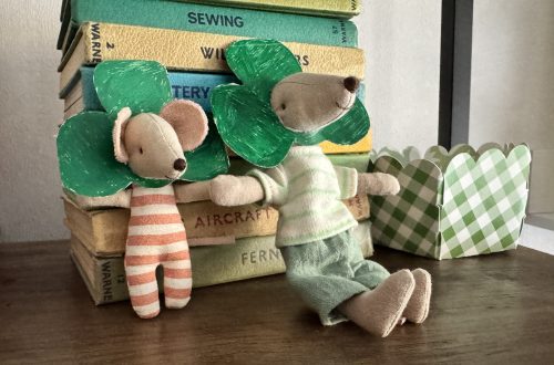 Maileg mice St Patrick Day costumes