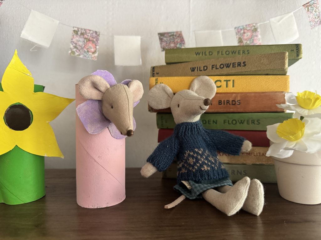 Maileg mice Mothers Day flowers costume