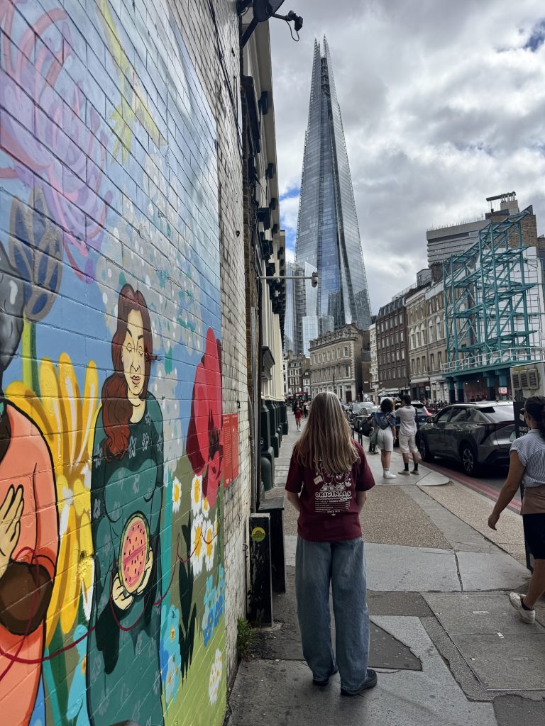 Long Live London by Gloria da Silva